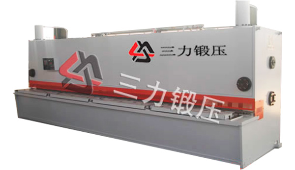 QC11Y系列12mm×12m閘式剪板機(jī) QC11Y系列12mm×12m閘式剪板機(jī)